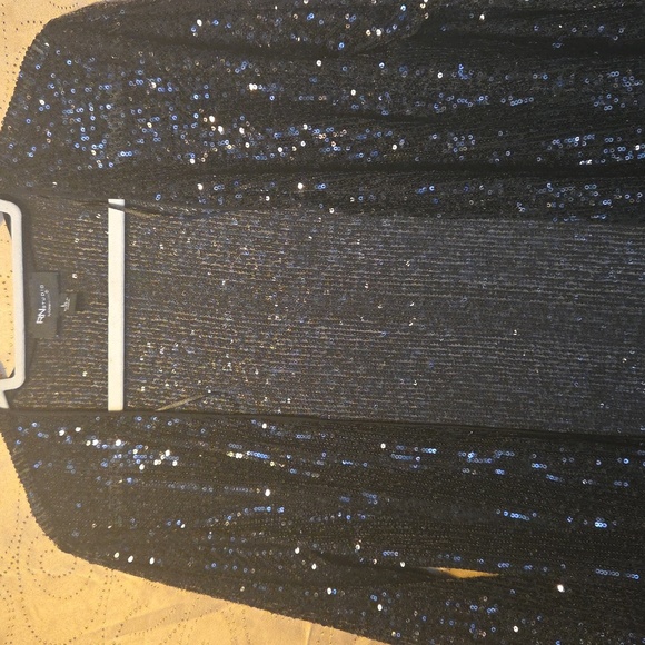 RONNI NICOLE Studio Black Sequin Cape( NEW No Tag) Sz L. - Picture 3 of 8
